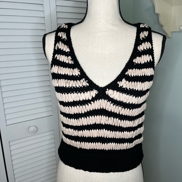 INTERMIX Sweaters - Intermix crochet, knit Vneck cropped sweater vest